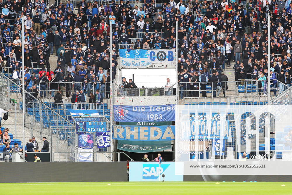 Soccer 1 Bundesliga, TSG 1899 Hoffenheim VfL Bochum, v l Bochumer Fans Sinsheim