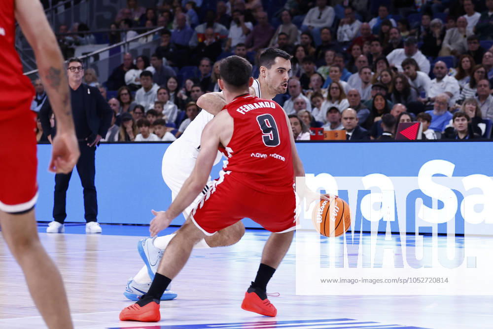 Alberto Abalde Diaz of Real Madrid in action during the Spanish League, Liga ACB Endesa, basketball match played between Real Madrid and Basquet Girona at WiZink Center on October 20, 2024, in Madrid, Spain. Madrid SPAIN - ZUMAa181 20241020_zaa_a181_076