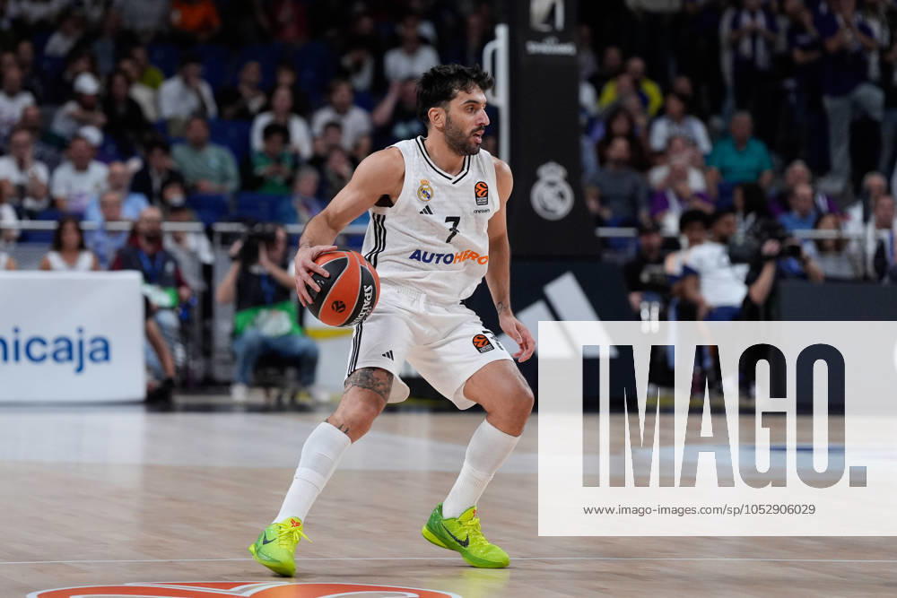 Facundo Campazzo of Real Madrid in action during the Turkish Airlines EuroLeague, Regular Season Round Five, basketball match played between Real Madrid Baloncesto and Crvena Zvezda Meridianbet Belgrade at Wizink Center pavilion on October 24, 2024 in Madrid, Spain. Madrid SPAIN - ZUMAa181 20241024_zaa_a181_101