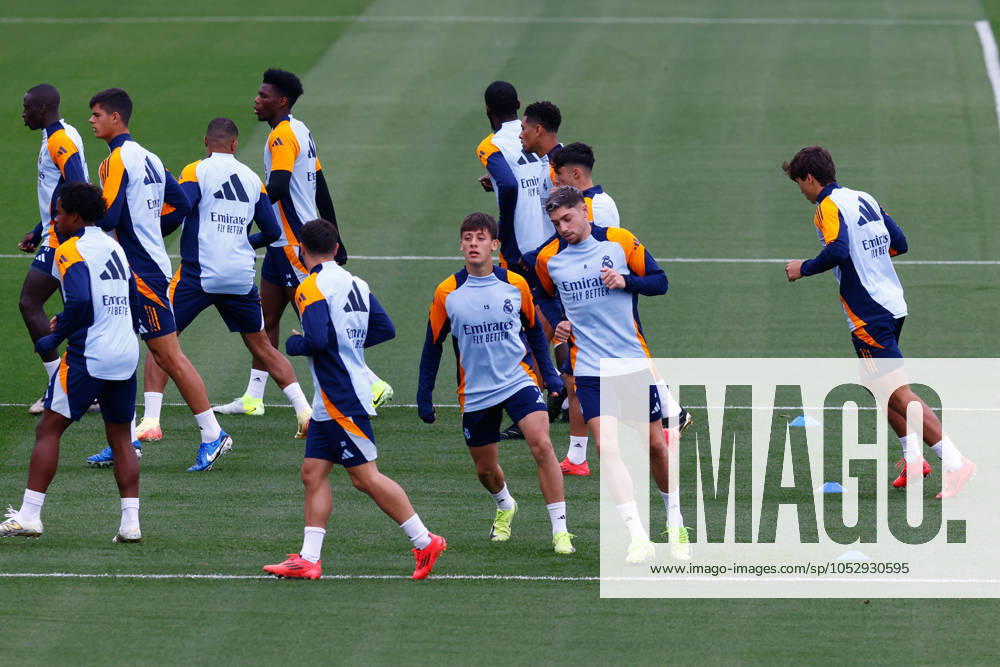Arda Guler and Federico Valverde of Real Madrid warm up during the training day of Real Madrid ahead the Spanish League, LaLiga EA Sports, football match against FC Barcelona, Barca at Ciudad Deportiva Real Madrid on October 25, 2024, in Valdebebas, Madrid, Spain. Madrid SPAIN - ZUMAa181 20241025_zaa_a181_093