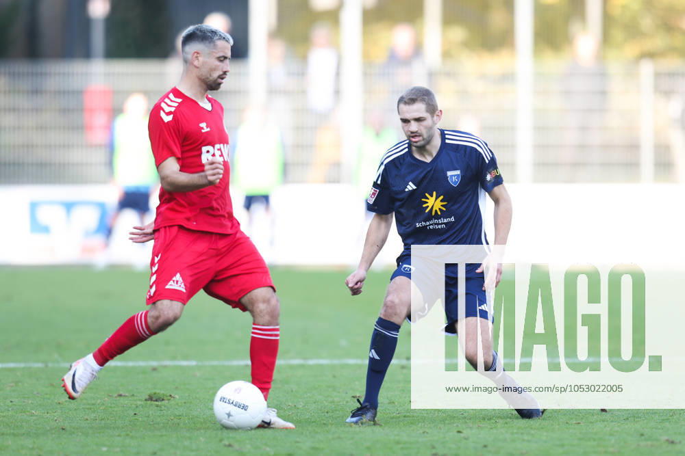 Soccer, Men, Regionalliga Nord, Matchday 16, FC Eintracht Norderstedt BSV Kickers Emden Marten Schmidt blue 13 BSV Kickers Emden in duel with Ersin Zehir 6 FC Eintracht Norderstedt