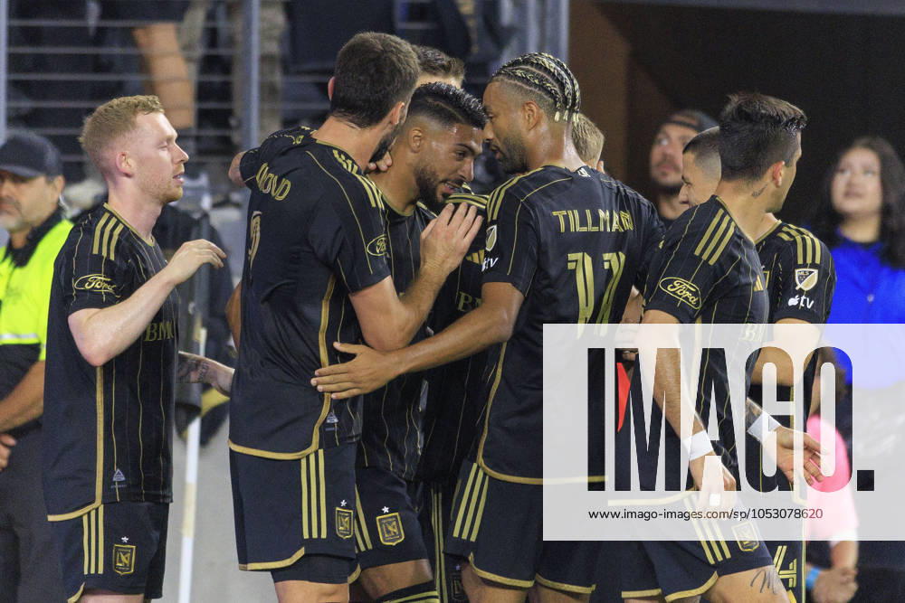 Denis Bouanga 99 of the LAFC is congratulated after scoring a goal on a penalty kick during the Audi 2024 MLS, Fussball Herren, USA Cup Playoffs Round One Game 1 of 3 against the Vancouver Whitecaps on Sunday October 27, 2024 at BMO Stadium in Los Angeles, California. JAVIER ROJAS PI Los Angeles USA - ZUMAp124 20241027_zaa_p124_004