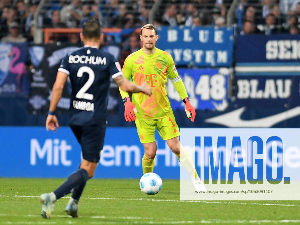 Goalkeeper Manuel Neuer FC Bayern Muenchen in action, on the ball, single action during the Bundesliga 1 match between VfL Bochum 1848 and FC Bayern München, Vonovia Ruhrstadion on October 27, 2024 in Bochum, Germany Photo by Ralf Treese DeFodi Images Goalkeeper Manuel Neuer FC Bayern Muenchen controls the ball during the Bundesliga match between VfL Bochum 1848 and FC Bayern München at Vonovia Ruhrstadion on October 27, 2024 in Bochum, Germany Photo by Ralf Treese DeFodi Images DFL regulations prohibit any use of photographs as image sequences and or quasi video not used in POL SRB CRO FRA GBR NED ITA USA Defodi 521 BOCFCB20241027 164 Defodi-521 not used in POL SRB CRO FRA GBR NED ITA USA DFL regulations prohibit any use of photographs as image sequences and or quasi-video.