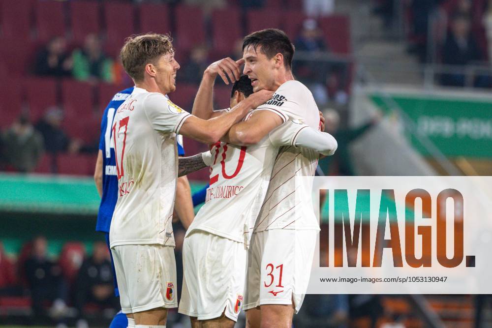 Goal celebration, cheers after his goal for 1 0 by Kristijan Jakić FC Augsburg , Goal scorers Alexis Claude Maurice FC Augsburg and Keven Schlotterbeck FC Augsburg v l, FC Augsburg vs FC FC Schalke 04, Football, DFB Pokal, 2 Runde, 29 10 2024 DFB regulations prohibit any use of photographs as image sequences and or quasi video Augsburg Bayern Germany