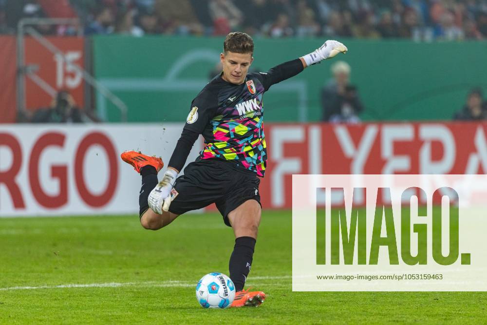 Goalkeeper Finn Dahmen FC Augsburg in action, FC Augsburg vs FC FC Schalke 04, Football, DFB Pokal, 2 Runde, 29 10 2024 DFB regulations prohibit any use of photographs as image sequences and or quasi video Augsburg Bayern Germany