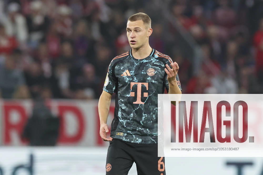 Joshua Kimmich FC Bayern Muenchen gestures, DFB Pokal Second Round, 1 FSV Mainz vs FC Bayern Muenchen, Mewa Arena, October 30, 2024 in Mainz, Germany Photo by Marco Steinbrenner DeFodi Images Joshua Kimmich FC Bayern Muenchen gestures, DFB Pokal Second Round, 1 FSV Mainz vs FC Bayern Muenchen, Mewa Arena, October 30, 2024 in Mainz, Germany Photo by Marco Steinbrenner DeFodi Images DFB DFL REGULATIONS PROHIBIT ANY USE OF PHOTOGRAPHS AS IMAGE SEQUENCES AND OR QUASI VIDEO not used in POL SRB CRO FRA GBR NED ITA USA Defodi 700 mainz muenchen 20241030 046 Defodi-700 not used in POL SRB CRO FRA GBR NED ITA USA DFB DFL REGULATIONS PROHIBIT ANY USE OF PHOTOGRAPHS AS IMAGE SEQUENCES AND OR QUASI-VIDEO.