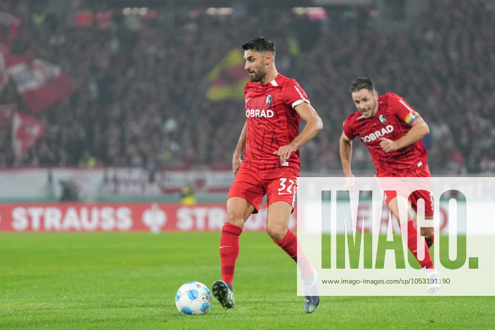 Vincenzo Grifo SC Freiburg, 32 on the ball, in the background Christian Günter Christian Guenter SC Freiburg, 30 , Soccer, 1 round , DFB Pokal, 2024 2025, SC Freiburg vs Hamburger SV, 30 10 2024, Europa Park Stadion, Freiburg, Germany DFB REGULATIONS PROHIBIT ANY USE OF PHOTOGRAPHS AS IMAGE SEQUENCES AND OR QUASI VIDEO Freiburg Europa Park Stadion Baden Württemberg Germany