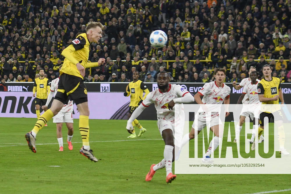 Penalty area scene Goal chance by Maximilian Beier Dortmund 14 02 11 2024 Football Borussia Dortmund vs RB Leipzig, Signal Iduna Park, Dortmund, DFB DFL REGULATIONS PROHIBIT ANY USE OF PHOTOGRAPHS AS IMAGE SEQUENCES AND OR QUASI VIDEO NRW Germany