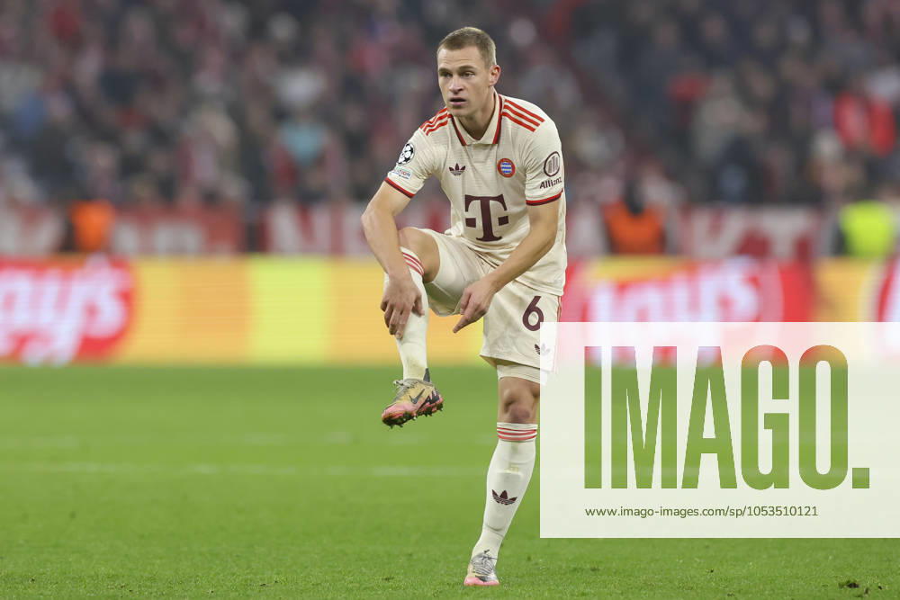 Joshua Kimmich FC Bayern Muenchen gestures, UEFA Champions League 2024 25 League Phase MD4, FC Bayern München v SL Benfica, Allianz Arena on November 06, 2024 in Munich, Germany Photo by Marco Steinbrenner DeFodi Images Joshua Kimmich FC Bayern Muenchen gestures, UEFA Champions League 2024 25 League Phase MD4, FC Bayern München v SL Benfica, Allianz Arena, November 6, 2024 in Munich, Germany Photo by Marco Steinbrenner DeFodi Images not used in POL SRB CRO FRA GBR NED ITA USA Defodi 700 muenchen lisbon 20241106 349 Defodi-700 not used in POL SRB CRO FRA GBR NED ITA USA