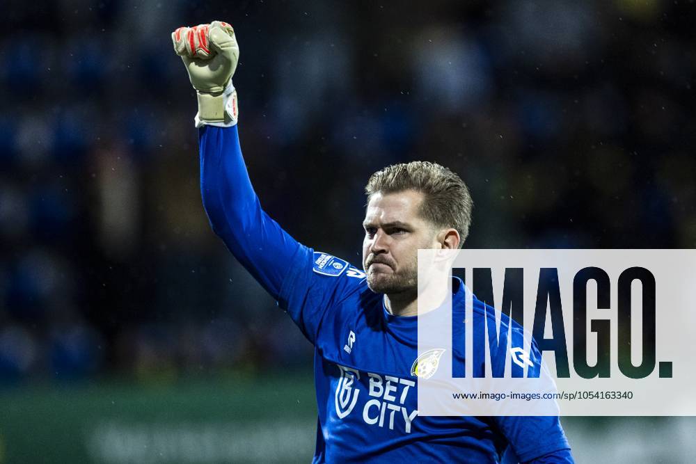 SITTARD - Fortuna Sittard goalkeeper Mattijs Branderhorst during the Dutch Eredivisie match between Fortuna Sittard and FC Twente at the Fortuna Sittard Stadium on Nov. 23, 2024 in Sittard, Netherlands. ANP MARCEL VAN HOORN Dutch Eredivisie 2024 25 ANPxSportx IVx 514104212 originalFilename: 514104212