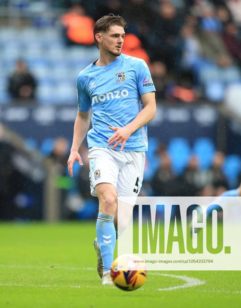 Jack Rudoni of Coventry City in action. Coventry City v Sheffield United, EFL Sky Bet Championship, Football, Coventry Building Society Arena, Coventry, UK - 23 Nov 2024