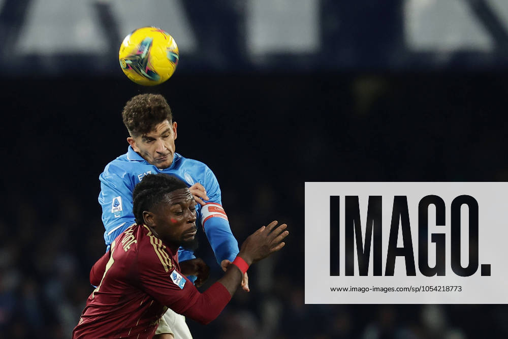 Napoli s Giovanni Di Lorenzo during the Serie A soccer match between Napoli and Roma at the Diego Armando Maradona Stadium in Naples, southern italy - Sunday , November 24 , 2024. - Soccer .