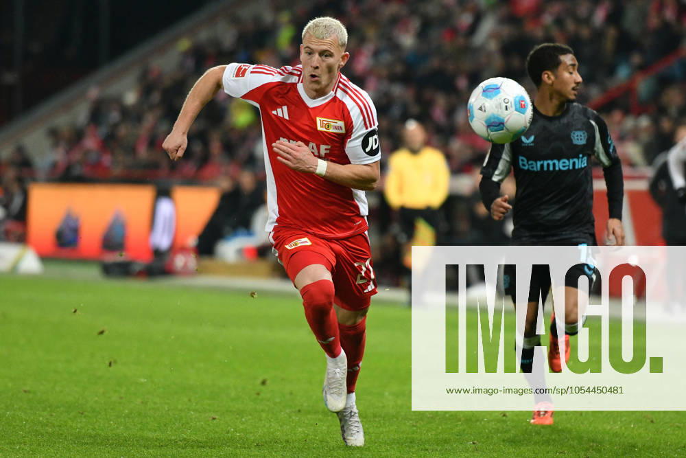 Tim Skarke 1 FC Union Berlin, 21 GER, 1 FC Union Berlin vs Bayer Leverkusen, Football, Bundesliga, Season 2024 2025, Matchday 12, 30 11 2024 DFL REGULATES PROHIBIT ANY USE OF PHOTOGRAPHS AS IMAGE SEQUENCES AND OR QUASI VIDEO GER, 1 FC Union Berlin vs Bayer Leverkusen, Football, Bundesliga, Season 2024 2025, Matchday 12, 30 11 2024 Berlin