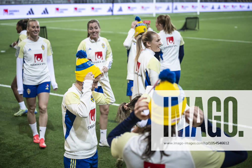 Julia Zigiotti Olme of the Swedish women s national football team during a training session on December 2, 2024 in Stockholm Photo Maxim Thorà BILDBYRAN code MT MT0701 fotboll football soccer fotball em kval kval uefa womens euro qualifier qualifier träning practice training sverige sweden dam bbeng