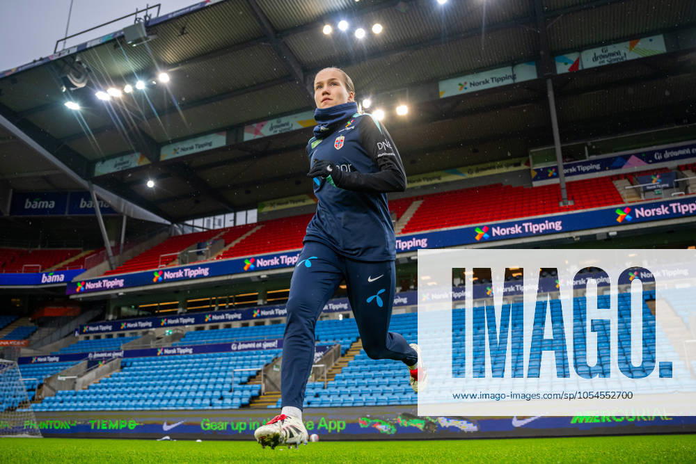 Guro Reiten of the Norwegian women s national football team during a training session on December 2, 2024 in Oslo Photo Vegard Grott BILDBYRAN kod VG VG0699 bbeng fotboll football soccer fotball norge norway women dam uefa euro qualifier em kvalifisering kvinner em kvalik em kval träning practice training trening