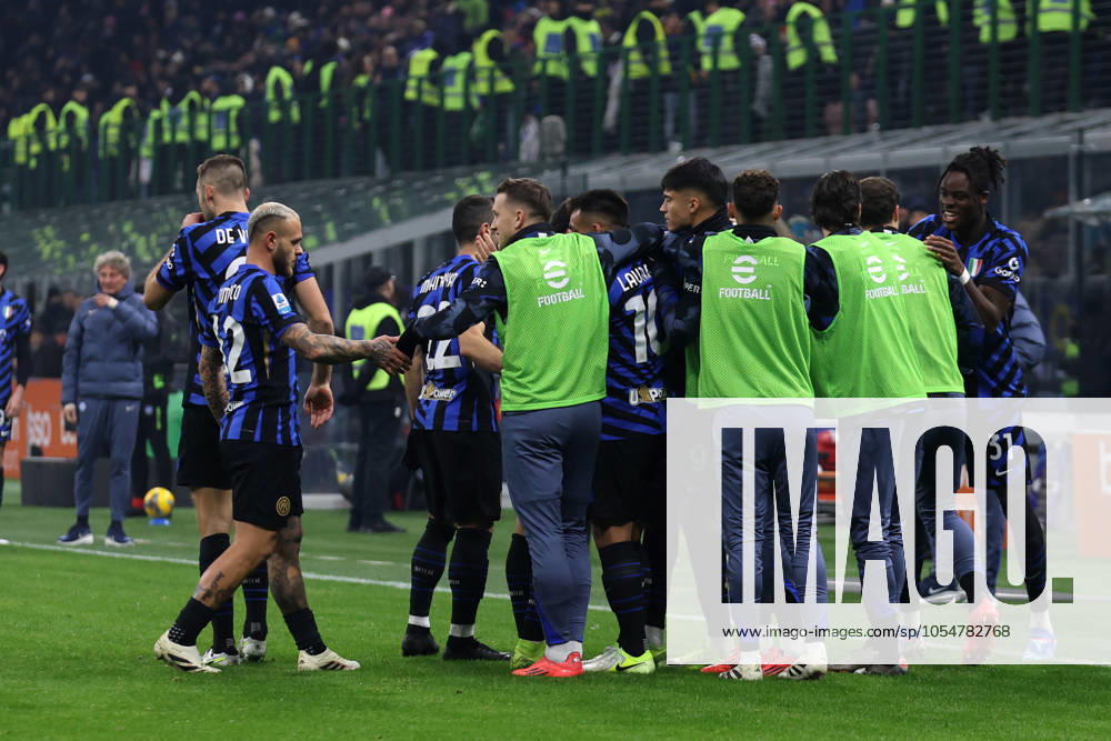 Serie A Fc Internazionale - Parma Calcio Marcus Thuram of Fc Internazionale celebrates with his team mates after scoring a goal during the Serie A match beetween Fc Internazionale and Parma Calcio at Stadio Giuseppe Meazza on December 6, 2024 in Milan Italy . Milano Stadio Giuseppe Meazza Italy