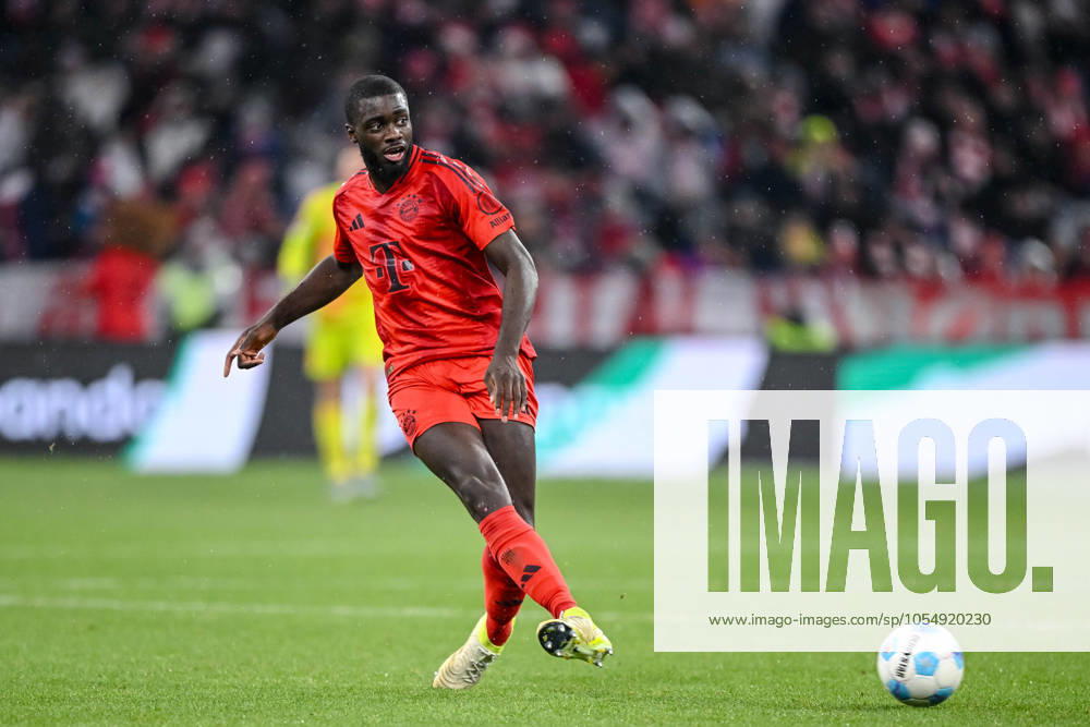 Dayot Upamecano FC Bayern Muenchen in action, on the ball, individual action during the Bundesliga 1 match between FC Bayern München and 1 FC Heidenheim 1846, Allianz Arena on December 07, 2024 in Munich, Germany Photo by Harry Langer DeFodi Images Dayot Upamecano FC Bayern Muenchen controls the Ball during the Bundesliga match between FC Bayern München and 1 FC Heidenheim 1846 at Allianz Arena on December 7, 2024 in Munich, Germany Photo by Harry Langer DeFodi Images DFL regulations prohibit any use of photographs as image sequences and or quasi video Defodi 541 FCBFCH20241207 231 Defodi-541 DFL regulations prohibit any use of photographs as image sequences and or quasi-video.