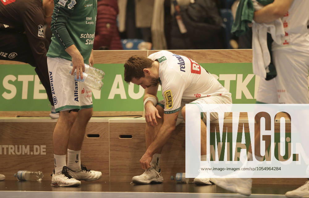 Photo Disappointment after the final whistle among the players from Leipzig , Lukas Binder Leipzig Handball Herren 1 Bundesliga am So 08 12 2024 HSV Hamburg SC DHFK Leipzig