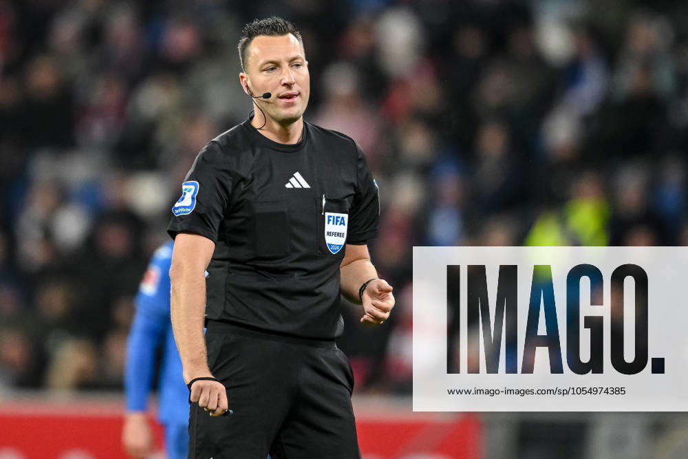 Referee Sven Jablonski Looks on during the Bundesliga 1 match between TSG 1899 Hoffenheim and SC Freiburg, PreZero Arena on December 08, 2024 in Sinsheim, Germany Photo by Harry Langer DeFodi Images Referee Sven Jablonski Looks on during the Bundesliga match between TSG 1899 Hoffenheim and SC Freiburg at PreZero Arena on December 8, 2024 in Sinsheim, Germany Photo by Harry Langer DeFodi Images DFL regulations prohibit any use of photographs as image sequences and or quasi video Defodi 541 TSGSCF20241208 142 Defodi-541 DFL regulations prohibit any use of photographs as image sequences and or quasi-video.