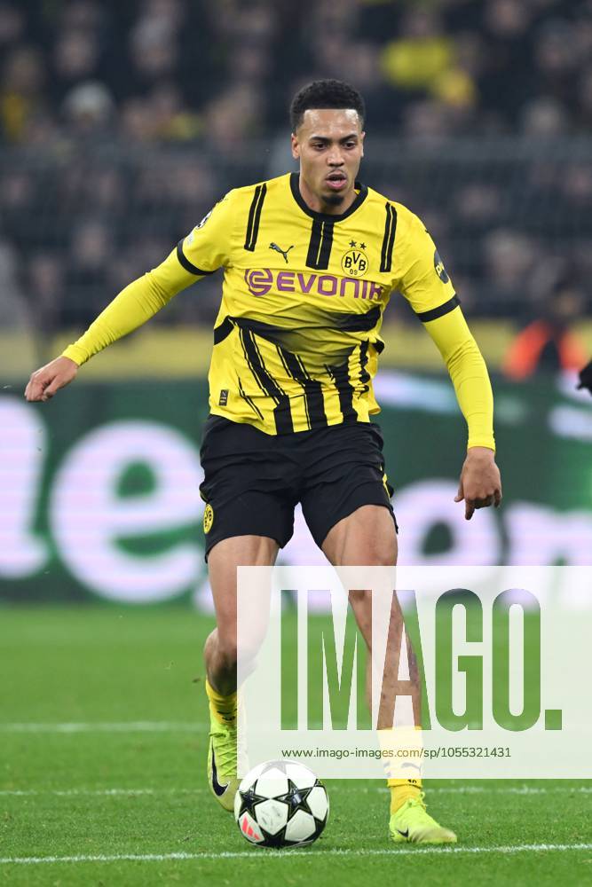 DORTMUND - Felix Nmecha of Borussia Dortmund during the UEFA Champions league match between Borussia Dortmund and FC Barcelona, Barca at the Signal Iduna Park on Dec. 11, 2024 in Dortmund, Germany. ANP Hollandse Hoogte UEFA Champions League 2024 25 League phase 6 2024 25 ANPxSportx xGerritxvanxKeulenxIVx 515702718 originalFilename: 515702718