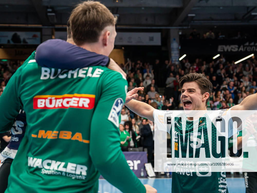 Rutger ten Velde Frisch Auf Goeppingen, 05 cheers Tibor Ivanisevic Frisch Auf Goeppingen, 16 and Julian Buchele Frisch Auf Goeppingen, 12 to, Frisch Auf Goeppingen vs HSG Wetzlar, Handball, 1 Bundesliga, Men, Season 2024 2025, 15 12 2024, Frisch Auf Goeppingen vs HSG Wetzlar, Handball, 1 Bundesliga, Men, Season 2024 2025, 15 12 2024 Goeppingen