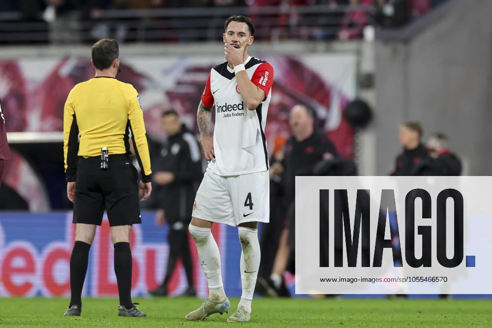 Robin Koch Eintracht Frankfurt looks dejected, Bundesliga, RB Leipzig v Eintracht Frankfurt, Red Bull Arena, December 15, 2024 in Leipzig, Germany Photo by Marco Steinbrenner DeFodi Images Robin Koch Eintracht Frankfurt looks dejected, Bundesliga, RB Leipzig v Eintracht Frankfurt, Red Bull Arena, December 15, 2024 in Leipzig, Germany Photo by Marco Steinbrenner DeFodi Images DFL regulations prohibit any use of photographs as image sequences and or quasi video Defodi 700 leipzig frank 20241215 160 Defodi-700 DFL regulations prohibit any use of photographs as image sequences and or quasi-video.