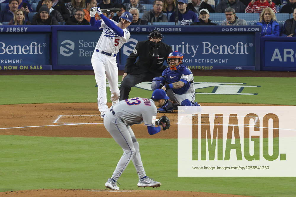 Los Angeles Dodgers first baseman Freddie Freeman (5) hits a home run in the first inning during a MLB, Baseball Herren, USA regular season game between the Los Angeles Dodgers and New York Mets, Monday, April 18, 2023 in Los Angeles, CA. The Mets defeated the Dodgers 8-6. (Brandon Sloter Image of Los Angeles CA United States