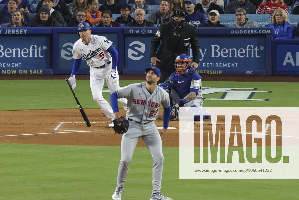 Los Angeles Dodgers first baseman Freddie Freeman (5) hits a home run in the first inning during a MLB, Baseball Herren, USA regular season game between the Los Angeles Dodgers and New York Mets, Monday, April 18, 2023 in Los Angeles, CA. The Mets defeated the Dodgers 8-6. (Brandon Sloter Image of Los Angeles CA United States