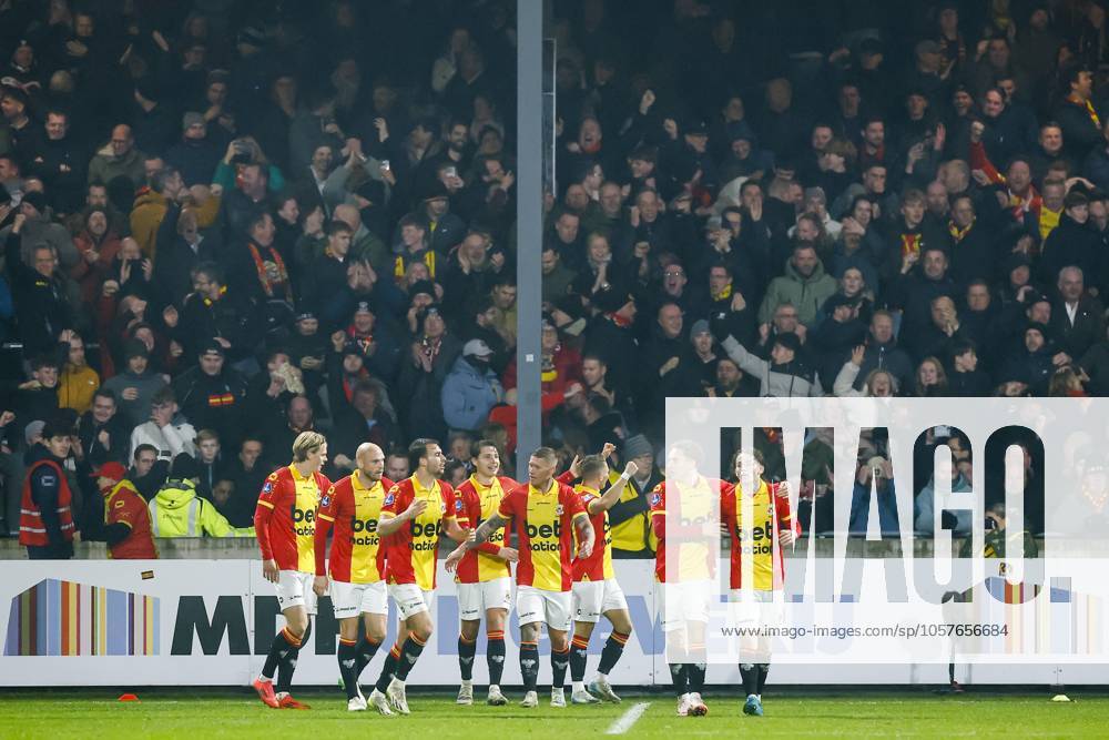 DEVENTER - Mathis Suray of Go Ahead Eagles celebrates 3-1 during the KNVB Beker match between Go Ahead Eagles and FC Twente at De Adelaarshorst on Jan. 15, 2025 in Deventer, Netherlands. ANP SEM VAN DER WAL Dutch Cup Round of 16 2024 25 ANPxSportx IVx 517513660 originalFilename: 517513660