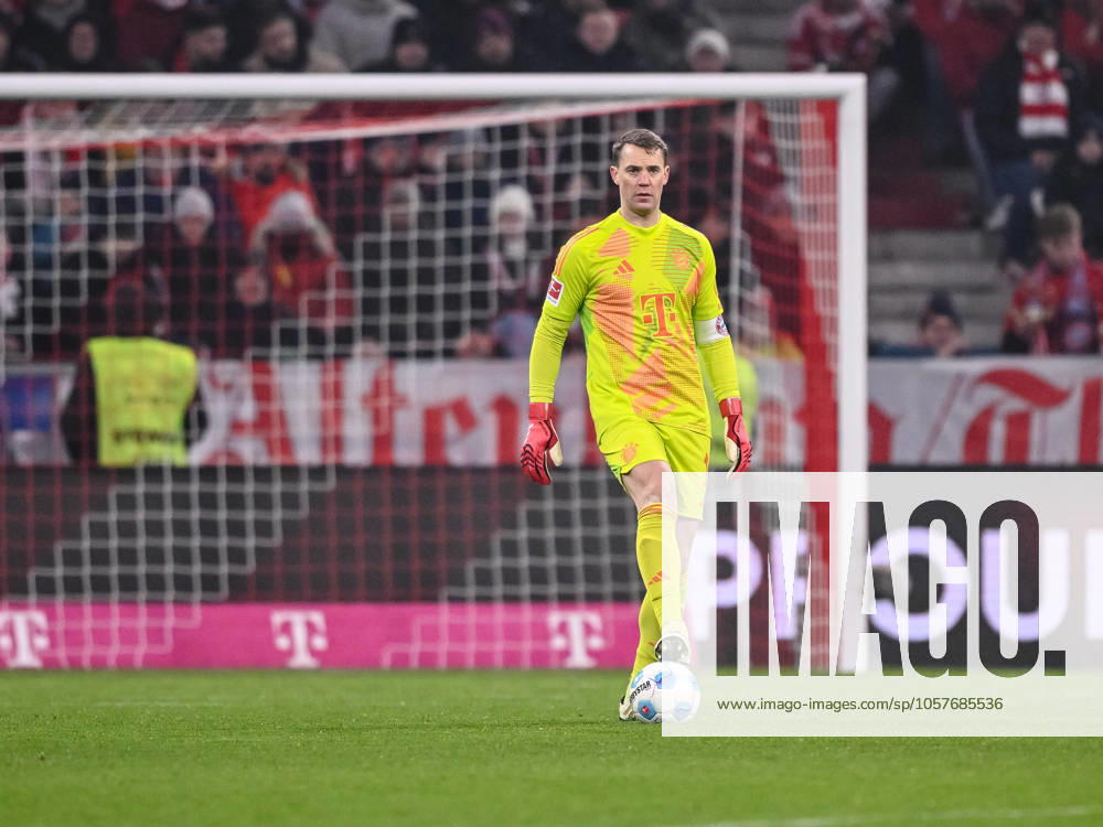 Goalkeeper Manuel Neuer FC Bayern Muenchen in action, on the ball, individual action during the Bundesliga 1 match between FC Bayern München and TSG 1899 Hoffenheim, Allianz Arena on January 15, 2025 in Munich, Germany Photo by Harry Langer DeFodi Images Goalkeeper Manuel Neuer FC Bayern Muenchen controls the Ball during the Bundesliga match between FC Bayern München and TSG 1899 Hoffenheim at Allianz Arena on January 15, 2025 in Munich, Germany Photo by Harry Langer DeFodi Images DFL regulations prohibit any use of photographs as image sequences and or quasi video Defodi 541 FCBTSG20250115 463 Defodi-541 DFL regulations prohibit any use of photographs as image sequences and or quasi-video.