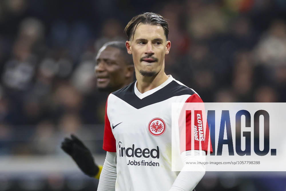 Robin Koch Eintracht Frankfurt looks dejected, Bundesliga, Eintracht Frankfurt v Borussia Dortmund, Deutsche Bank Park, January 17, 2025 in Frankfurt am Main, Germany Photo by Marco Steinbrenner DeFodi Images Robin Koch Eintracht Frankfurt looks dejected, Bundesliga, Eintracht Frankfurt v Borussia Dortmund, Deutsche Bank Park, January 17, 2025 in Frankfurt am Main, Germany Photo by Marco Steinbrenner DeFodi Images DFL regulations prohibit any use of photographs as image sequences and or quasi video Defodi 700 frank dort 20250117 049 Defodi-700 DFL regulations prohibit any use of photographs as image sequences and or quasi-video.