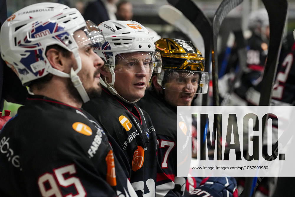 , GER, Ravensburg Towerstars vs Eispiraten Crimmitschau, Ice field hockey, DEL2, Season 2024 2025, Matchday 39, 21 01 25 GER, Ravensburg Towerstars vs Eispiraten Crimmitschau, Ice field hockey, DEL2, Season 2024 2025, Matchday 39, 21 01 25 Ravenburg