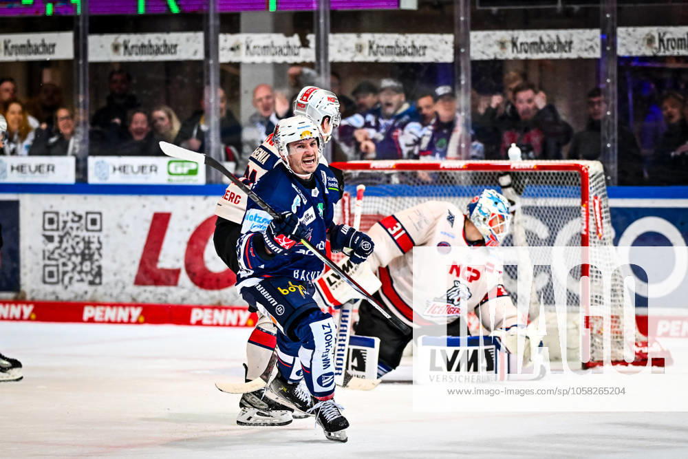 Goal celebration, jubilation, joy at scorer Christian Thomas Iserlohn Roosters, 27 , GER, Iserlohn Roosters vs Nuernberg Ice Tigers, Ice Hockey, Penny DEL, 41 Matchday, Season 2024 2025, 28 01 2025, GER, Iserlohn Roosters vs Nuernberg Ice Tigers, Ice Hockey, Penny DEL, 41 Matchday, Season 2024 2025, 28 01 2025 Iserlohn
