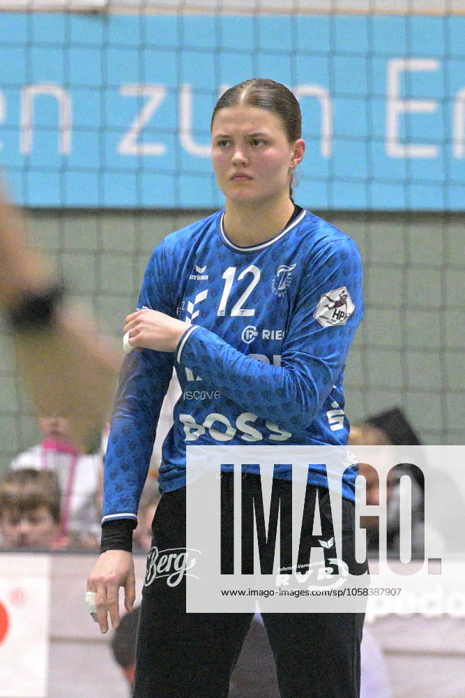 Marie Kristin Weiss TusSies Metzingen, 12 in goal TusSies Metzingen vs HSG Blomberg Lippe, Handball, HBF, 15 league matchday, 2024 2025 season, 01 02 2025 TusSies Metzingen vs HSG Blomberg Lippe, Handball, HBF, 15 league matchday, 2024 2025 season, 01 02 2025 Metzingen