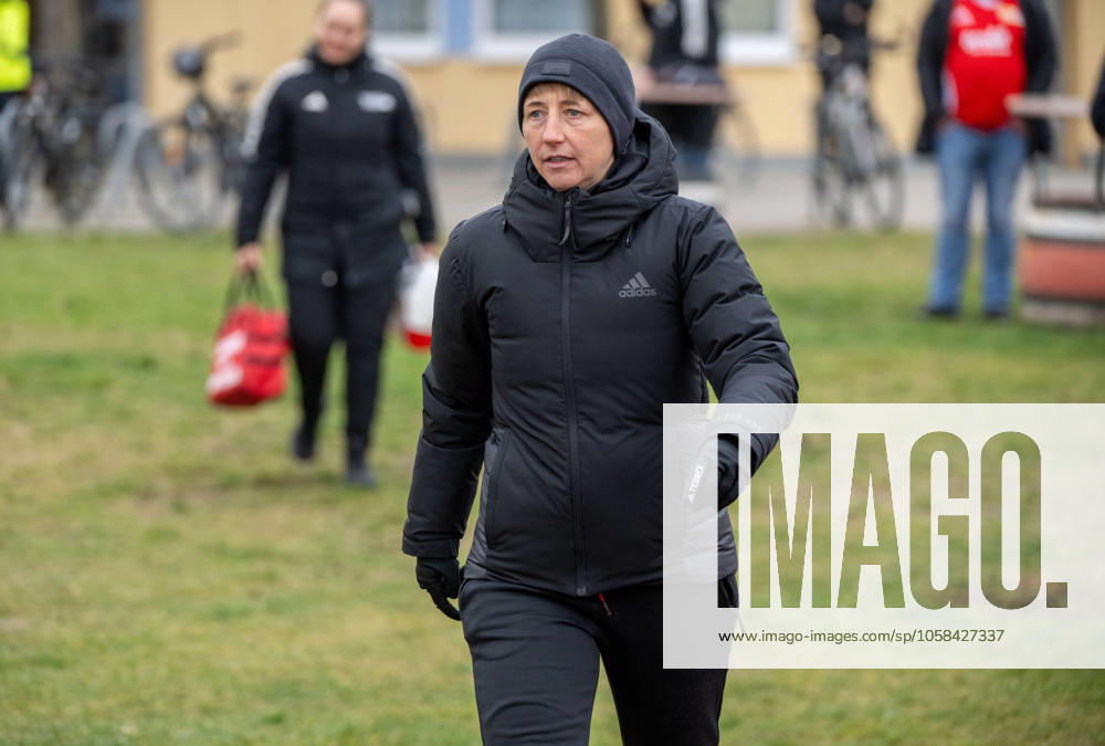 Soccer, Women, Test match, Season 2024 2025, 1 FC Union Berlin FC Schlieren 13 0 , Coach Ailien Poese 1 Women 1 FC Union , 02 02 2025,