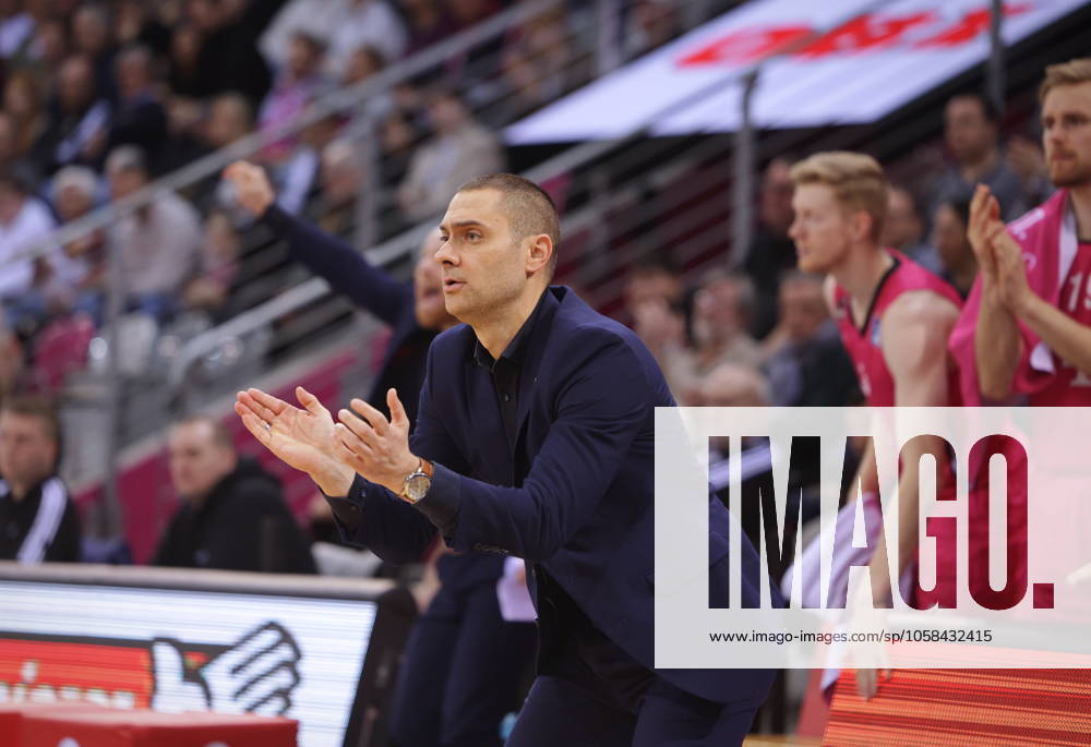 Coach Marko Stankovic Telekom Baskets Bonn vs Niners Chemnitz 19 Matchday Season 2024 25