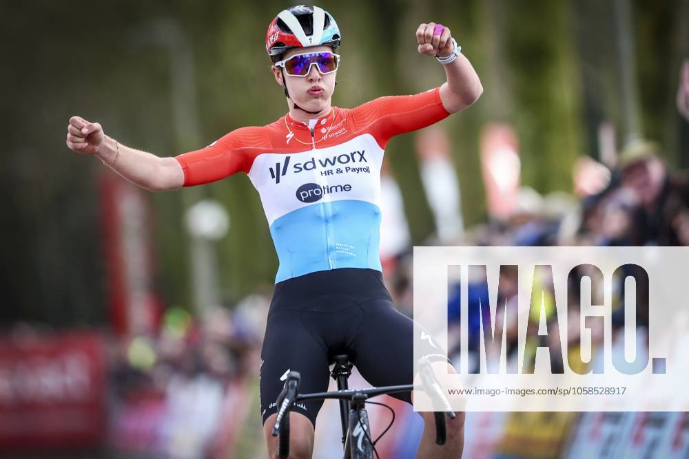 Luxembourgian Marie Schreiber celebrates as she crosses the finish line to win the women s elite race of the Parkcross cyclocross cycling event, race 6 7 in the Exact Cross competition, Wednesday 05 February 2025 in Maldegem. DAVIDxPINTENS x111796140x