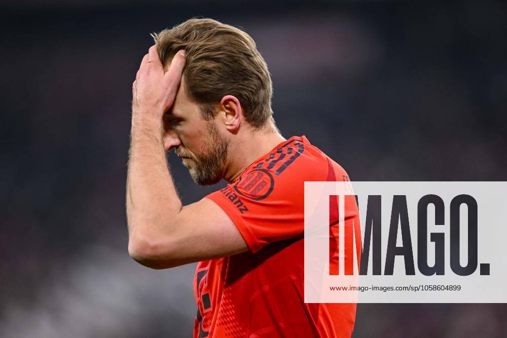 Harry Kane FC Bayern Muenchen ä gestures, looks dejected during the Bundesliga match between FC Bayern München and SV Werder Bremen, Allianz Arena on February 07, 2025 in Munich, Germany Photo by Harry Langer DeFodi Images Harry Kane FC Bayern Muenchen ä gestures, looks dejected during the Bundesliga match between FC Bayern München and SV Werder Bremen at Allianz Arena on February 7, 2025 in Munich, Germany Photo by Harry Langer DeFodi Images DFL regulations prohibit any use of photographs as image sequences and or quasi video Photo by Harry Langer DeFodi Images DFL regulations prohibit any use of photographs as image sequences and or quasi video Defodi 541 FCBSVW20250207 319 Defodi-541 DFL regulations prohibit any use of photographs as image sequences and or quasi-video.