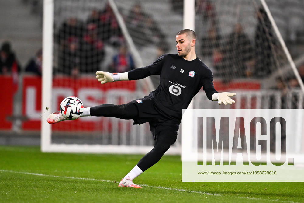 LOSC Lille v Le Havre Athletic Club - Ligue 1 McDonald s 2024 2025 30 Lucas CHEVALIER (losc) during the Ligue 1 McDonald s match between Lille and Le Havre at Stade Pierre Mauroy on February 8, 2025 in Lille, France. Lille France