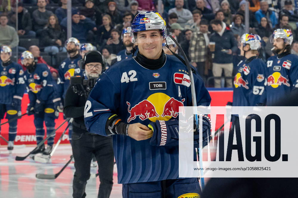 Yasin Ehliz EHC Red Bull Muenchen, 42 GER, EHC Red Bull Muenchen vs Schwenninger Wild Wings, Ice Hockey, DEL, 44 Matchday, Season 2024 2025, 13 02 2025 GER, EHC Red Bull Muenchen vs Schwenninger Wild Wings, Ice Hockey, DEL, 44 Matchday, Season 2024 2025, 13 02 2025 Muenchen