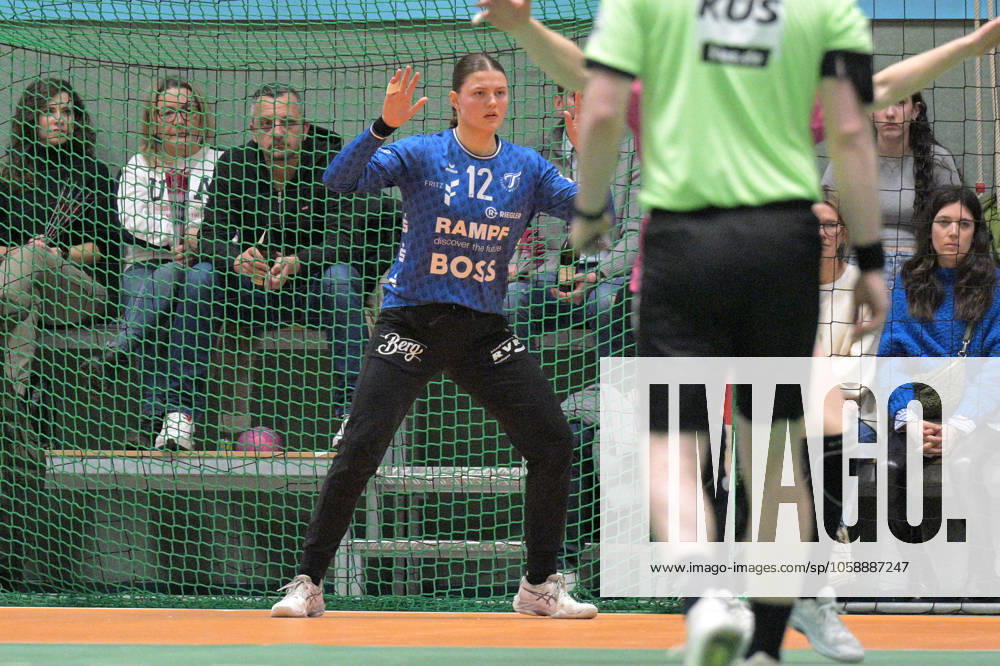 Marie Kristin Weiss TusSies Metzingen, 12 in goal TusSies Metzingen vs BSV Sachsen Zwickau, handball, HBF, 17 league matchday, 2024 2025 season, 15 02 2025 TusSies Metzingen vs BSV Sachsen Zwickau, handball, HBF, 17 league matchday, 2024 2025 season, 15 02 2025 Metzingen