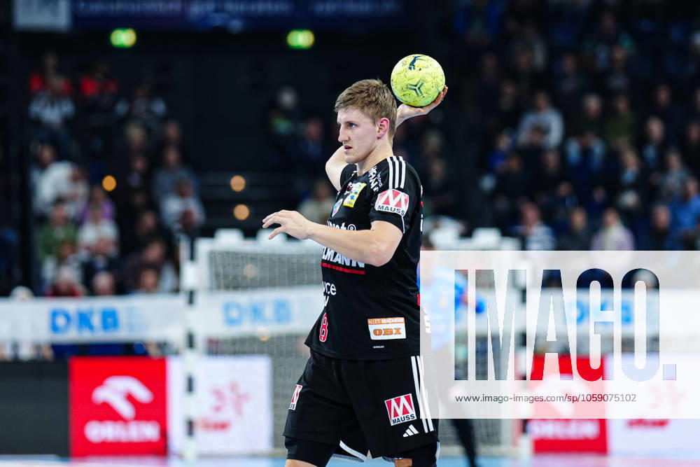 Sander Andreassen Oeverjordet HC Erlangen, 08 GER, THW Kiel vs HC Erlangen, Handball, Bundesliga, Matchday, 20, Season 2024 2025, 20 02 2025 GER, THW Kiel vs HC Erlangen, Handball, Bundesliga, Matchday, 20, Season 2024 2025, 20 02 2025 Kiel