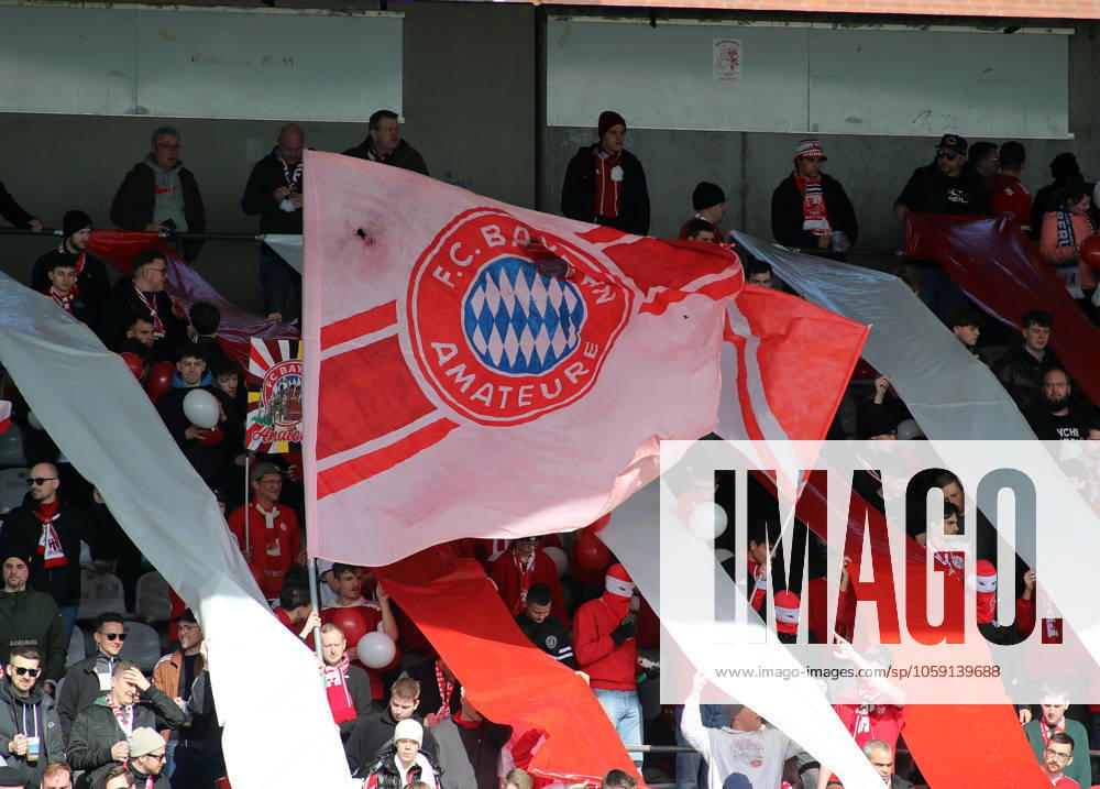 Football, Men, Regionalliga Bayern, Season 2024 2025, FC Bayern München Amateure 1 FC Schweinfurt 05, Grünwalder Stadion Here a flag, FC Baern Amateure, Home fans