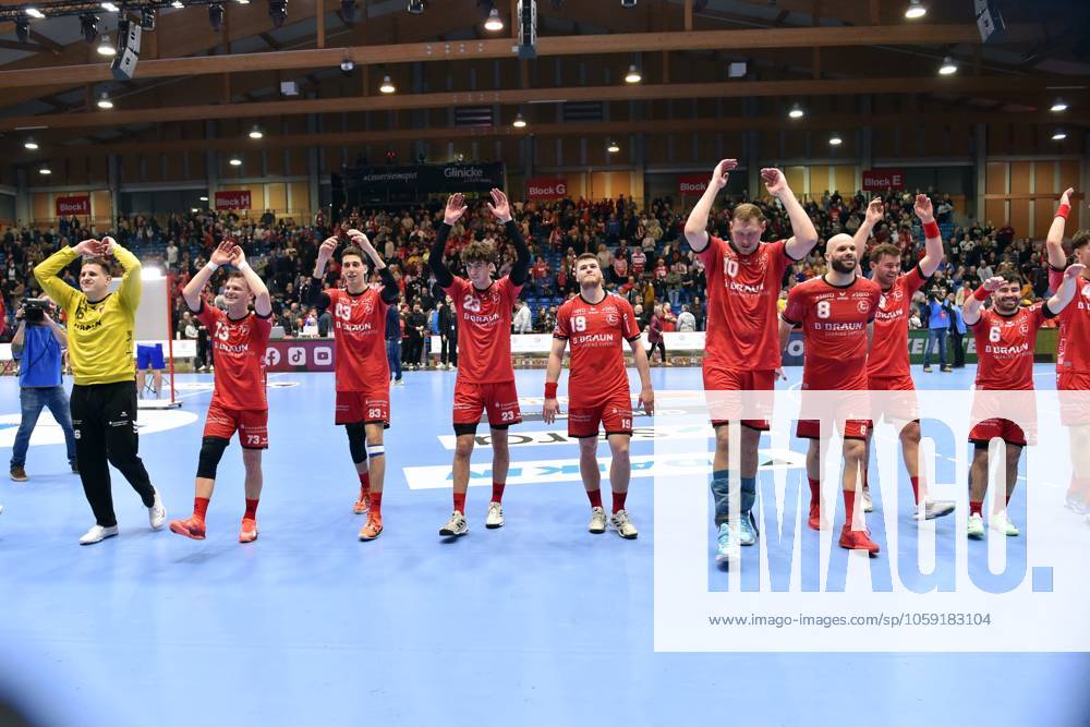 Cheering joy after the victory Nebojsa Simic goalkeeper MT Melsungen 16 , Timo Kastening MT Melsungen 73 , Ian Barrufet MT Melsungen 83 , Marti Soler MT Melsungen 23 , Elvar Oern Jonsson MT Melsungen 19 , Dainis Kristopans MT Melsungen 10 , Adrian Sipos MT Melsungen 8 , Jonathan Svensson MT Melsungen 28 , Erik Balenciaga MT Melsungen 6 , L R , GER, MT Melsungen TVB 1898 Stuttgart, Handball, 1 Bundesliga, 20 Matchday, Season 2024 2025, 22 02 2025, GER, MT Melsungen TVB 1898 Stuttgart, Handball, 1 Bundesliga, 20 Matchday, Season 2024 2025, 22 02 2025 Kassel