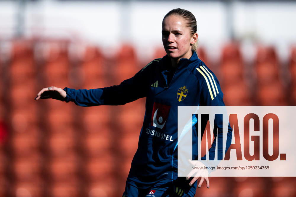 Hanna Lundkvist of the Swedish women s national football team at a training session on February 24, 2025 in Wrexham Photo Mathias Bergeld BILDBYRAN code MB MB1090 fotboll football soccer fotball nations league uefa womens nations league träning practice training sverige sweden dam bbeng