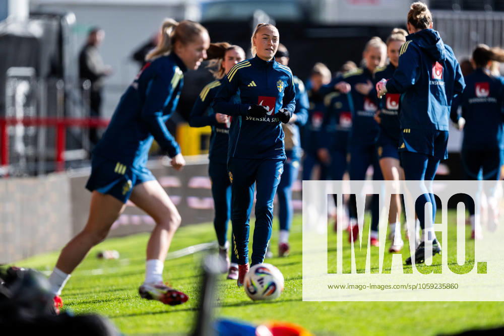 Hanna Bennison of the Swedish women s national football team at a training session on February 24, 2025 in Wrexham Photo Mathias Bergeld BILDBYRAN code MB MB1090 fotboll football soccer fotball nations league uefa womens nations league träning practice training sverige sweden dam bbeng