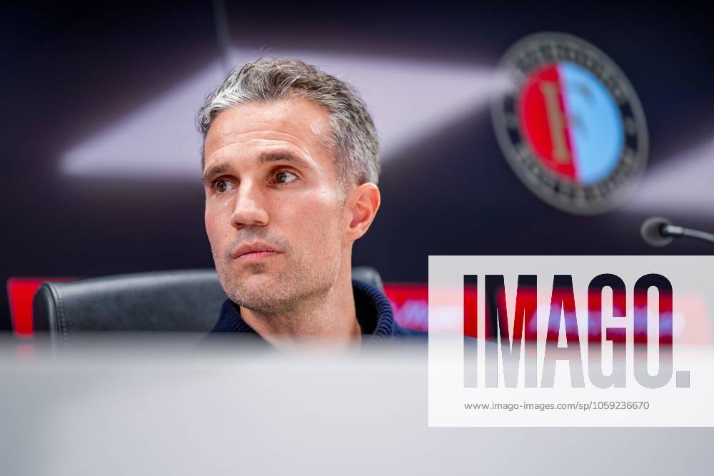 , Stadion Feijenoord ˜De Kuip , Season 2024 2025 , Football , Eredivisie . Presentation of new Feyenoord head coach Robin van Persie Presentation of Robin van Persie x28028540x