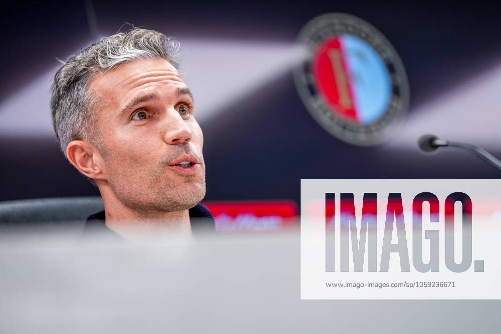 , Stadion Feijenoord ˜De Kuip , Season 2024 2025 , Football , Eredivisie . Presentation of new Feyenoord head coach Robin van Persie Presentation of Robin van Persie x28028542x