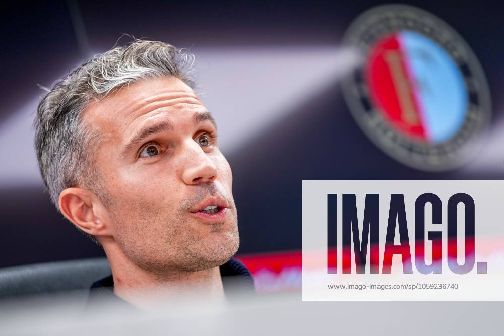 , Stadion Feijenoord ˜De Kuip , Season 2024 2025 , Football , Eredivisie . Presentation of new Feyenoord head coach Robin van Persie Presentation of Robin van Persie x28028608x