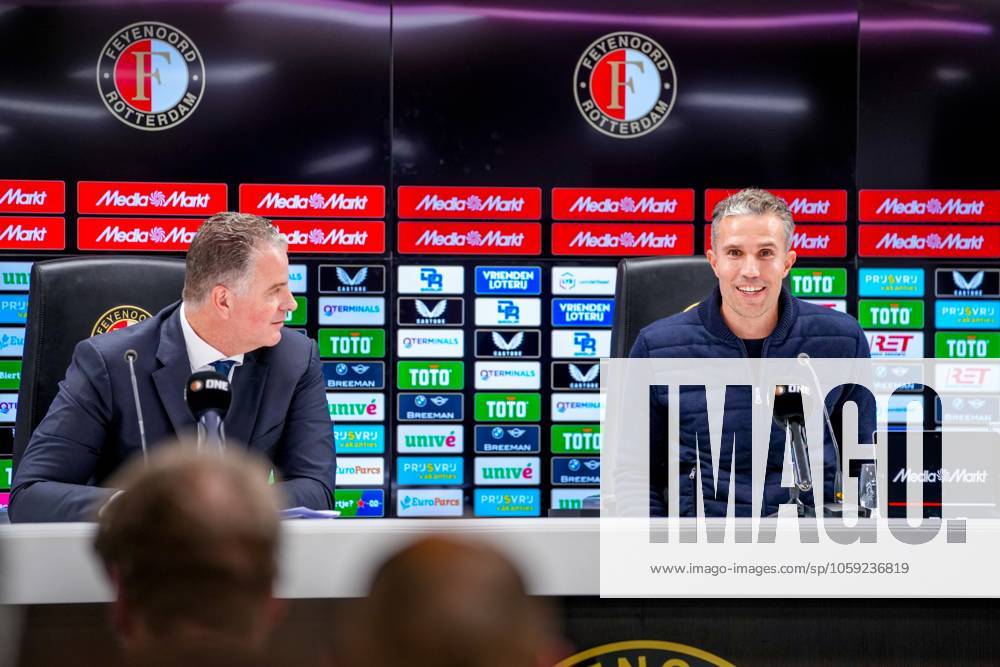 , Stadion Feijenoord ˜De Kuip , Season 2024 2025 , Football , Eredivisie . Presentation of new Feyenoord head coach Robin van Persie Presentation of Robin van Persie x28028669x